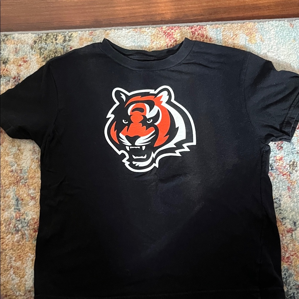 NFL Kids Black and Orange Bengals Graphic T-Shirt 6/7